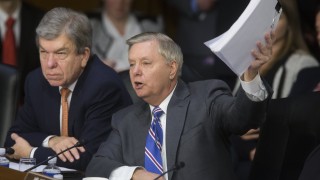 Влиятелният сенатор от Републиканската партия Линдзи Греъм който е чест