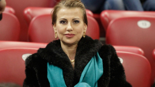 Раева към ансамбъла: Печелите медали, защото любовта ви е истинска