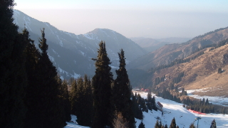 Представители на Европейската прокуратура в София извършват обиски в два