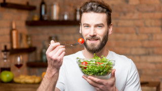 Всички знаем колко полезно е да ядем плодове и зеленчуци