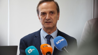 От Нова Зеландия до Америка: Българите гласуват почти две денонощия