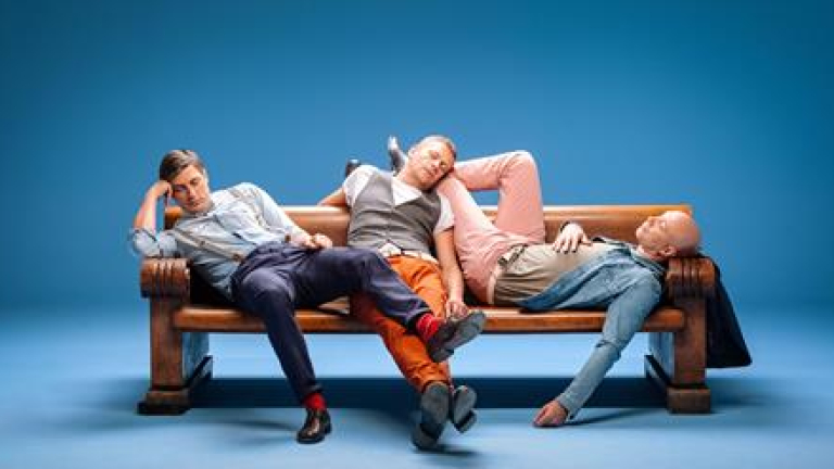 Трите мечки тръгват на турне през есента