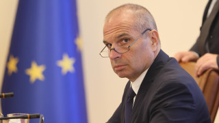 Вицепремиерът и министър на транспорта и съобщенията Гроздан Караджов изпрати