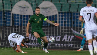 Двама от футболистите на Ирландия Калъм О Дауда и Шейн Дъфи