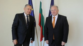 Външният министър Светлан Стоев прие посланика на Украйна Виталий Москаленко