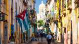  Кризата в Куба роди нова специалност – чакащ на опашка 