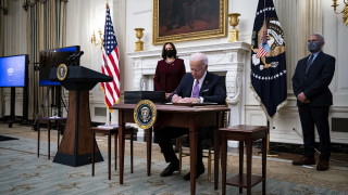 За пътуващите до САЩ ще се изисква карантина при пристигането