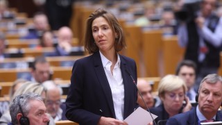 Председателят на Обнови Европа Валери Айер изрази дълбоката си загриженост