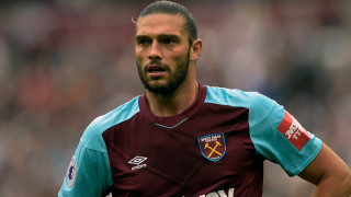 Бившият нападател на Ливърпул Анди Керъл подписа договор за две