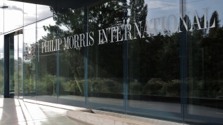 Филип Морис ще отвори нова производствена база за $30 милиона в Украйна
