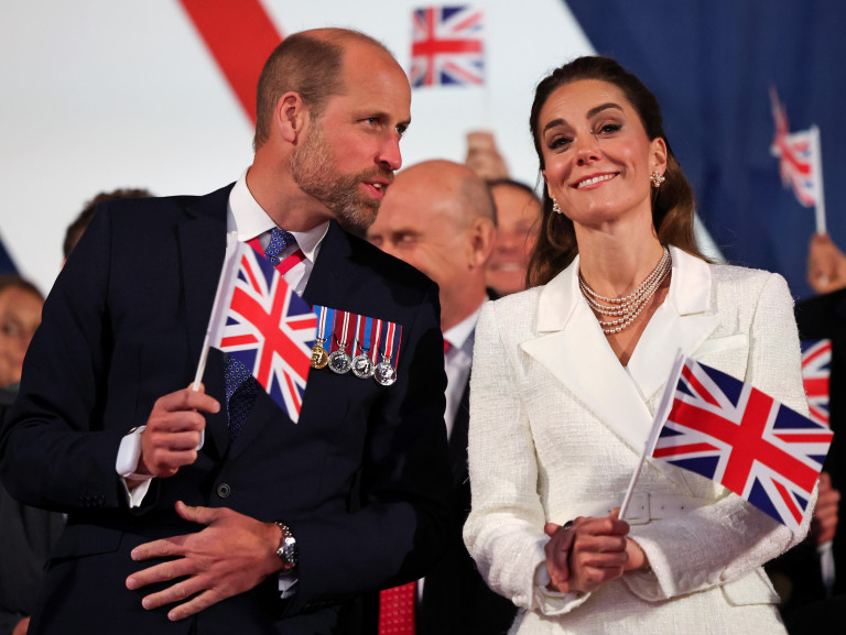 Принц Уилям и Кейт Мидълтън следят концерта