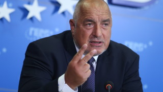 Борисов обвини Радев, че прокарвал бюджет, който ще закопае държавата