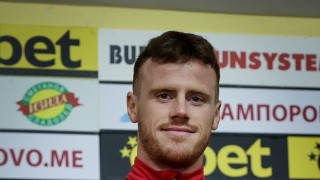 Вече бившият футболист на ЦСКА Тобиас Хайнц официално подписа с