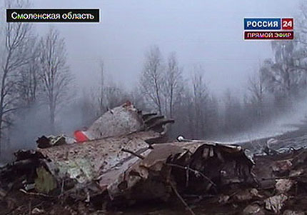 Разпознати са 64 тела от катастрофата край Смоленск