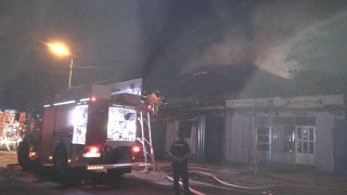 Пожар е избухнал в района на бийч бара на ваканционно