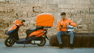 През септември 2024 г Амар Хмид основател и главен изпълнителен