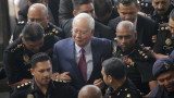  Бившият министър председател на Малайзия отхвърли обвиняванията в корупция 