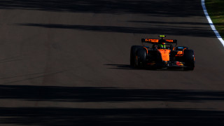 Ландо Норис поведе Макларън към двойна победа във втората свободна