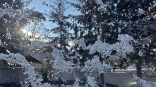 Застудява, сняг на места