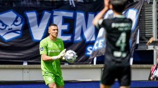 Бившият вратар на Левски Пламен Андреев направи официален дебют