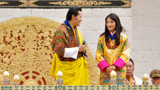 Джетсун Пема на 27 години управлява Бутан и е най младата