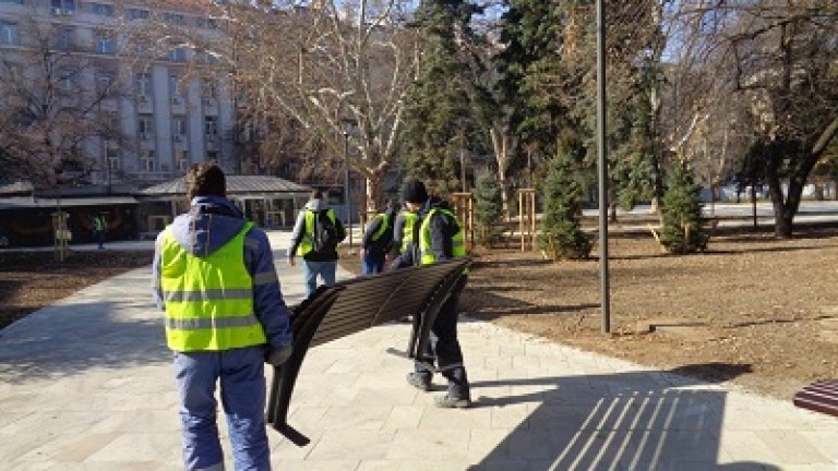 Ремонтът на градина Кристал в София продължава. Той е част