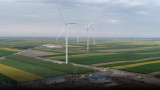 Заради отрицателни цени на тока най-голямата компания за чиста енергия в Европа ще строи по-малко вятърни и слънчеви инсталации