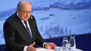 Европейска армия от 100 000 военни поиска еврокомисарят по отбраната