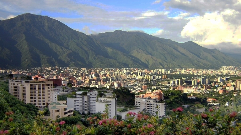 Венецуела дължи повече пари, отколкото има в централната си банка 