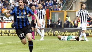 Най-накрая! Милито продължава договора си с Интер