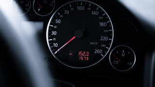 Шофьорите на Toyota заедно с шофьорите на триредови SUV и