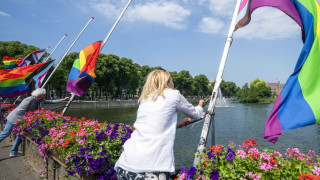 Трансджендър учителката по химия Флорис Фелеги Балта не е сигурен че може