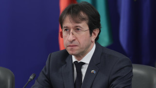 Служебното правителство отпуска 18 милиона евро за подкрепа на автобусните