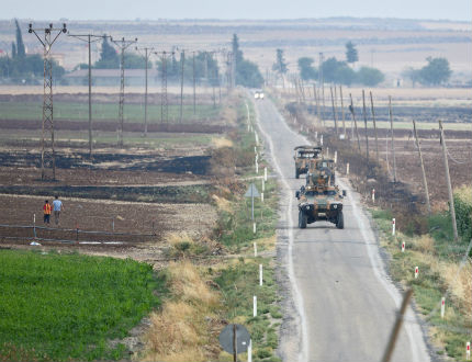Турция строи стена по границата със Сирия срещу атаки 