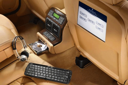 Детройт 2008: Maserati Quattroporte Collezione Cento