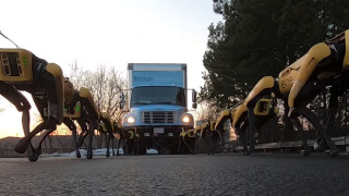 Страшният марш на кучетата-роботи на Boston Dynamics