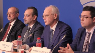 Работодателите благодариха с нарочна пресконференция на решението на Народното събрание