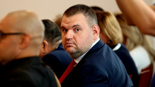 Без дебати депутатите от Комисията по правни въпроси в Народното