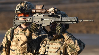 Военни в Германия готвели политически убийства Заговорниците служели в елитна