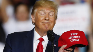 Президентът на САЩ Доналд Тръмп се опита да успокои своите привърженици