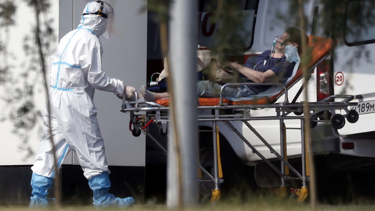 СЗО с мрачна прогноза: Близо четвърт милион жертви на COVID-19 в Европа до декември