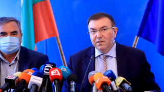 Не се налага затягане на мерките, уверен Костадин Ангелов