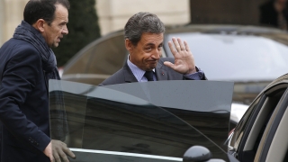 Саркози пак гледа към Елисейския дворец