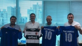 Босът на Локомотив Пловдив Христо Крушарски и треньорът на тима