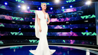 Кейти Пер спечели по съдебен път близо 1 6 млн долара