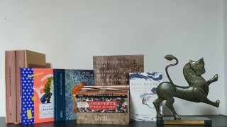 Издателство Българска история и Издателството на Нов български университет са