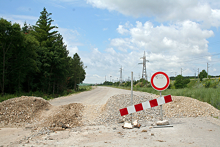 Рехабилитират пътя Окоп-Елхово-ГКПП "Лесово" 