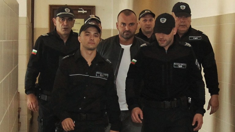 Софийският апелативен съд пусна под домашен арест Димитър Любенов. Той