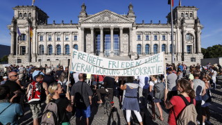Хиляди демонстранти се събраха в Берлин в знак на протест