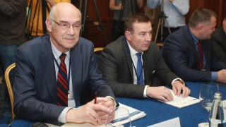 Ние трябва да търсим първите елементи на либерализацията в посока